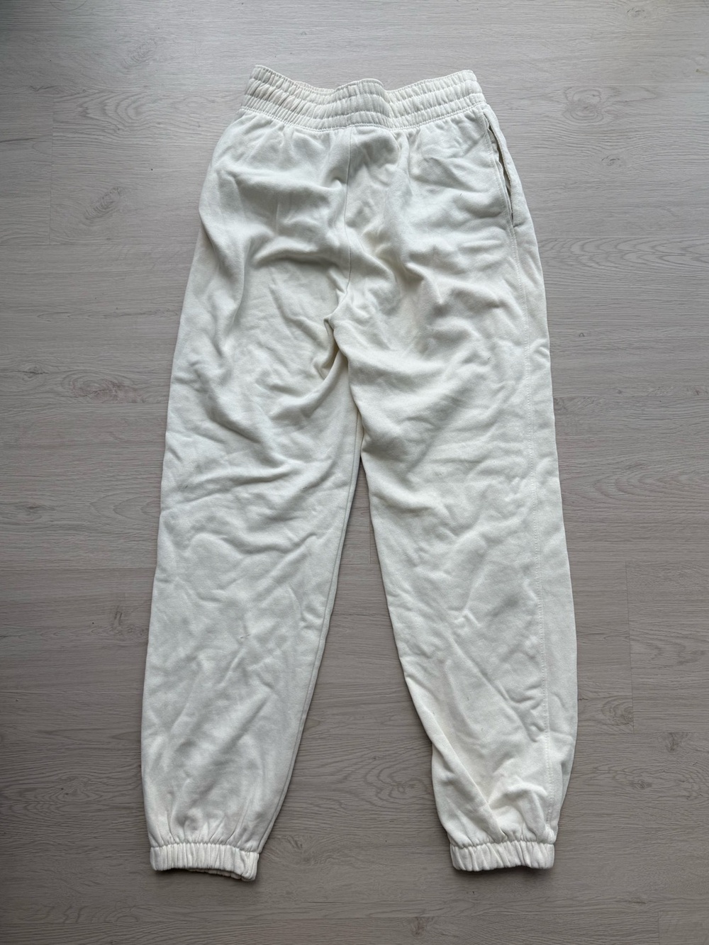 H&M Cream Drawstring Sweatpants - Picture 3 of 3